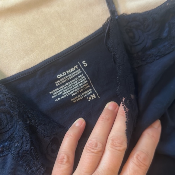 Tank Tops - Picture 9 of 16